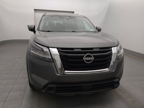 Used 2022 Nissan Pathfinder SV FWD image 14