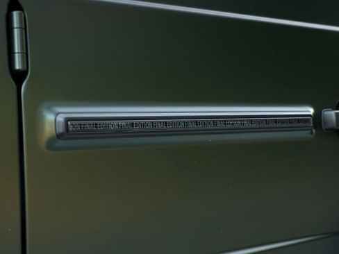 Used 2024 Mercedes-Benz G 550 image 19