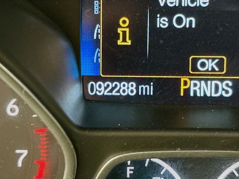 Used 2019 Ford Escape SEL image 19