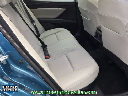 Used 2026 Toyota Camry XLE w/ Premium Plus Package FWD image 17