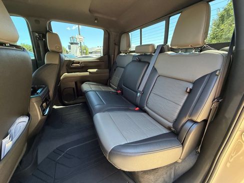 Used 2022 Chevrolet Silverado 1500 ZR2 w/ Technology Package AWD/4WD image 25