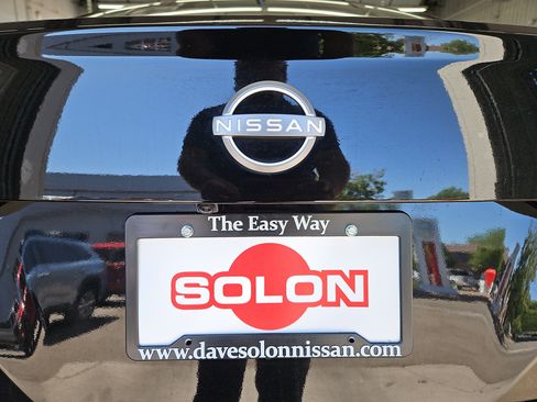 Used 2025 Nissan Versa SV FWD image 26