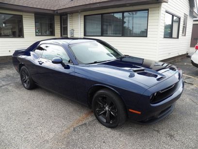 Used 2016 Dodge Challenger SXT