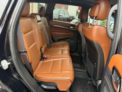 Used 2020 Jeep Grand Cherokee Overland AWD/4WD image 37