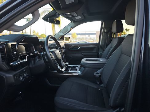 Used 2022 Chevrolet Silverado 1500 RST image 7