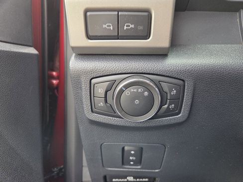 Used 2022 Ford F250 Lariat w/ Lariat Value Package image 22