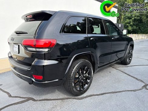 Used 2019 Jeep Grand Cherokee Altitude RWD image 11