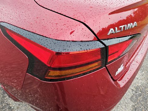 New 2026 Nissan Altima 2.5 SV FWD image 15