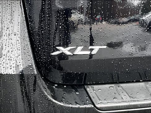 Used 2020 Ford Explorer XLT w/ Equipment Group 202A image 31