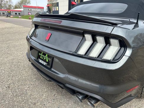 Used 2019 Ford Mustang GT Premium RWD image 22