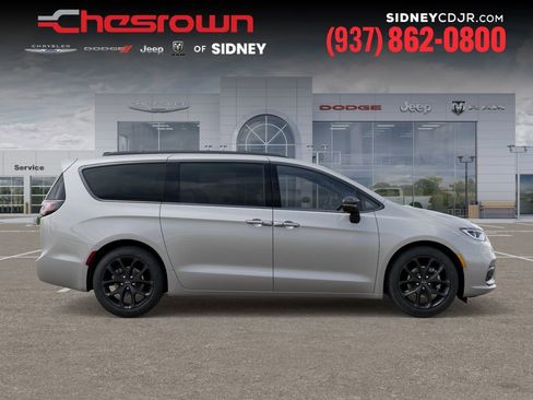 New 2026 Chrysler Pacifica Select image 21