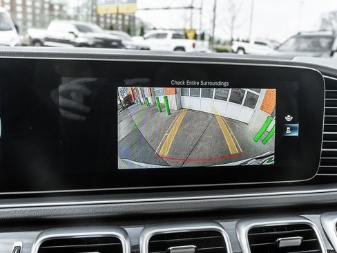 Used 2020 Mercedes-Benz GLS 450 4MATIC image 11