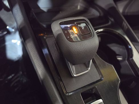 Used 2024 Nissan Rogue S FWD image 20