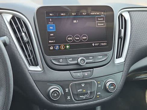 Used 2021 Chevrolet Malibu LS FWD image 21