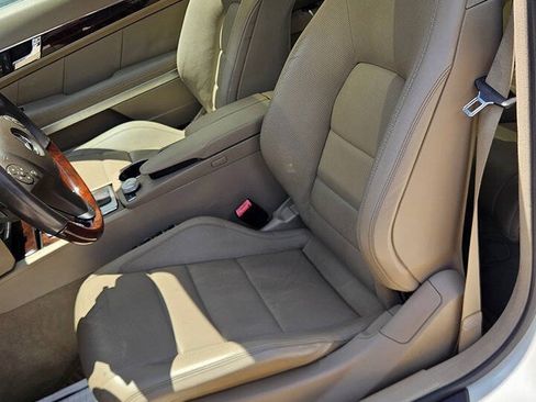 Used 2010 Mercedes-Benz E 550 Coupe image 59