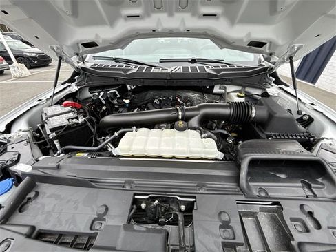 Used 2025 Ford F150 XLT w/ Equipment Group 301A Standard image 17