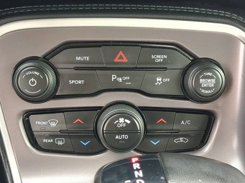 Used 2022 Dodge Challenger GT image 30