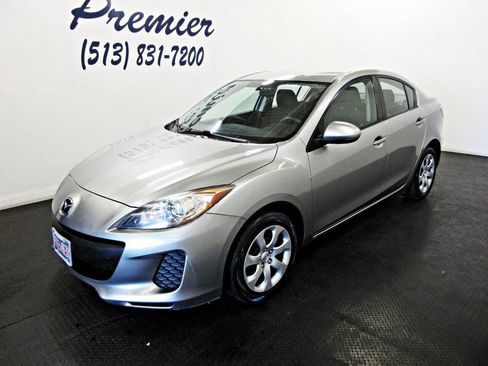 Used 2013 MAZDA MAZDA3 i Sport image 1