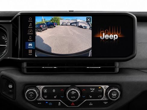 Used 2024 Jeep Wrangler Unlimited w/ Convenience Group AWD/4WD image 35