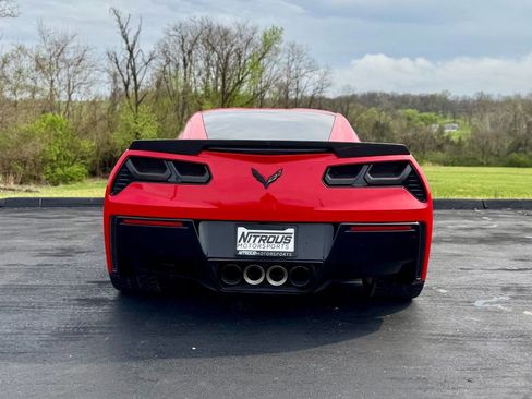 Used 2016 Chevrolet Corvette Stingray Coupe w/ 2LT Preferred Equipment Group RWD image 4