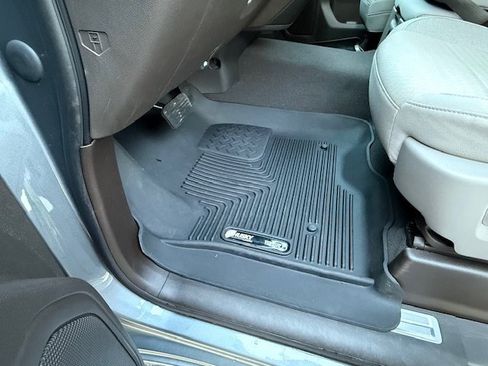 Used 2021 GMC Sierra 1500 SLE w/ Preferred Package image 15