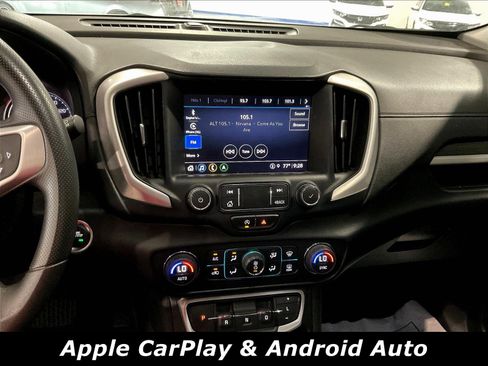 Used 2022 GMC Terrain SLE w/ Driver Convenience Package FWD image 5