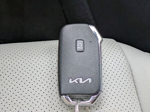 Certified 2023 Kia Sportage EX AWD/4WD image 28