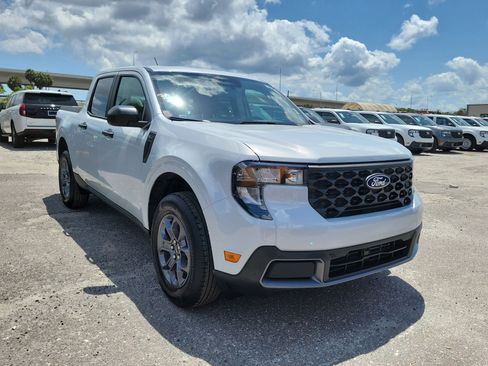 New 2026 Ford Maverick XLT FWD image 2