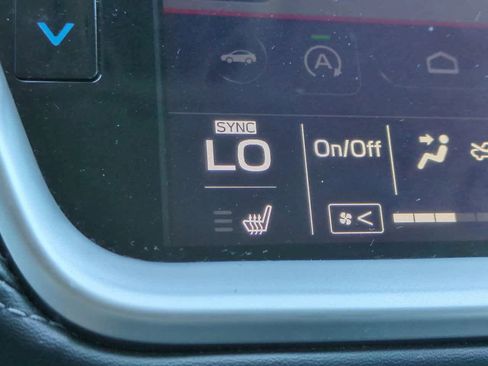 Used 2021 Subaru Legacy Limited image 23