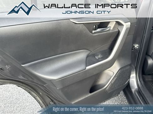 Used 2022 Toyota RAV4 XLE image 34