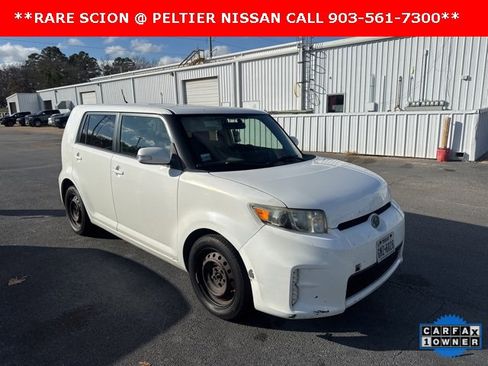 Used 2015 Scion xB image 6