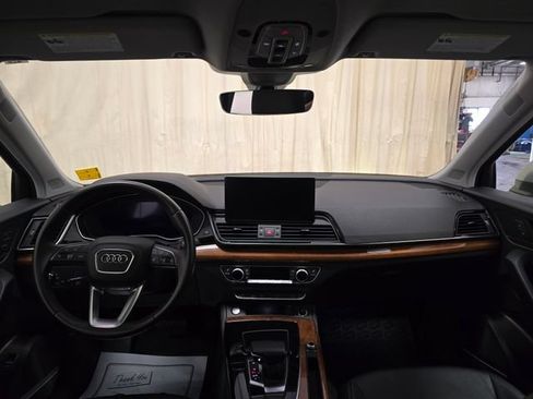Used 2023 Audi Q5 2.0T Premium Plus w/ Premium Plus Package AWD/4WD image 31
