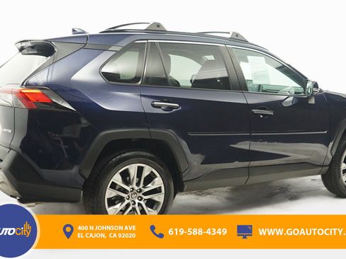 Used 2022 Toyota RAV4 Limited image 6