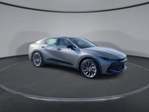 New 2026 Toyota Crown Limited w/ Advanced Technology Package image 2