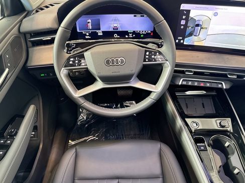 New 2026 Audi Q3 quattro 2.0T AWD/4WD image 18