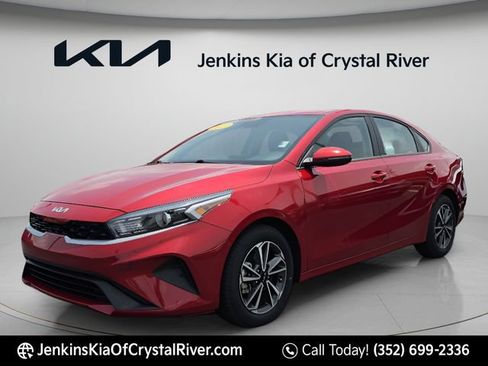 Certified 2023 Kia Forte LXS w/ LXS Technology Package FWD image 16