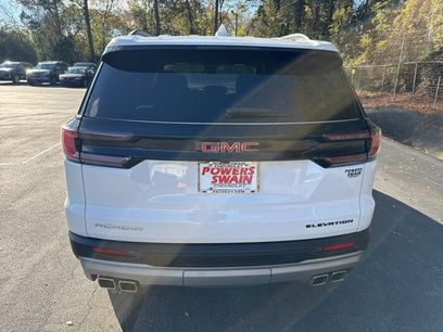 Used 2025 GMC Acadia Elevation