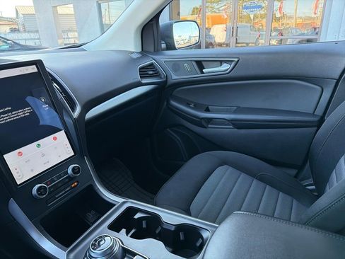 Used 2023 Ford Edge SE image 20