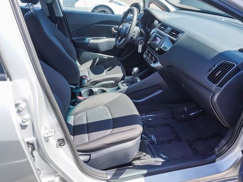 Used 2016 Kia Rio LX FWD image 12