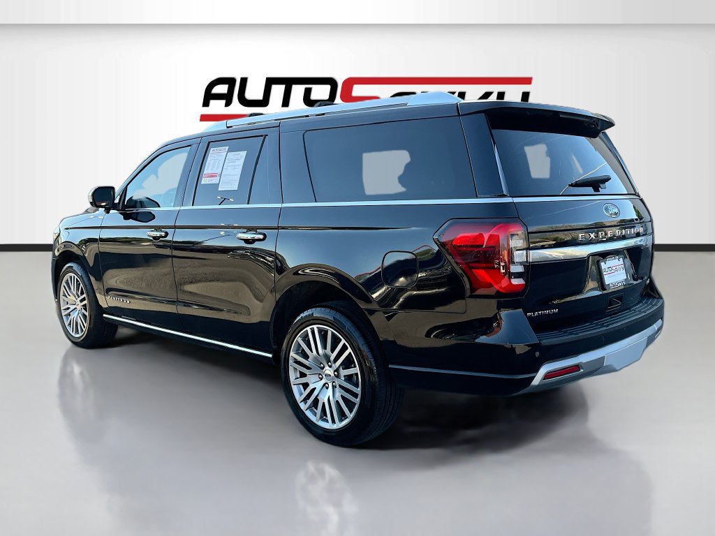 Used 2023 Ford Expedition Max Platinum AWD/4WD image 5