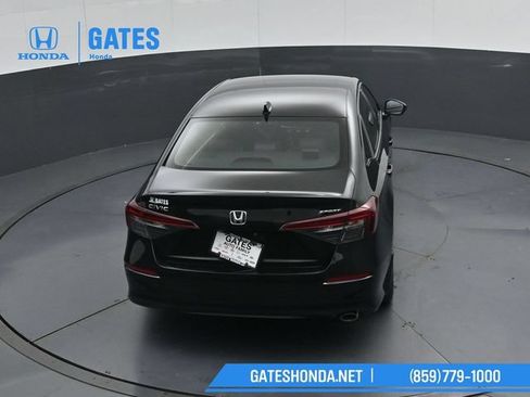 Used 2025 Honda Civic Sport image 40