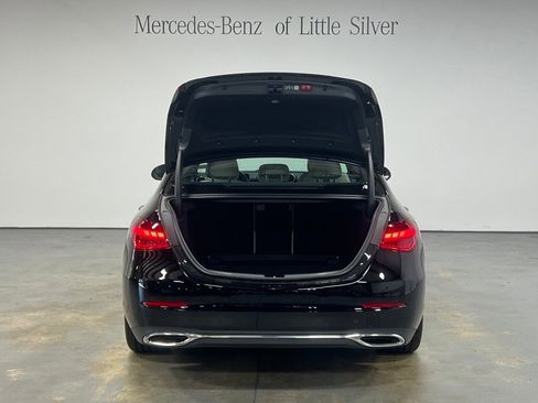 Used 2025 Mercedes-Benz C 300 4MATIC Sedan image 5