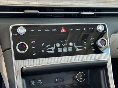 New 2025 Genesis GV80 3.5T Prestige AWD/4WD image 25