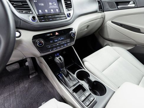 Used 2018 Hyundai Tucson Value w/ Cargo Package image 14