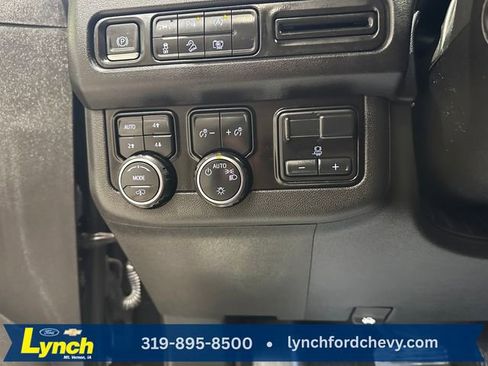 Used 2024 Chevrolet Suburban Z71 w/ Z71 Off-Road Package image 19