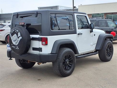 Used 2014 Jeep Wrangler Sport image 7