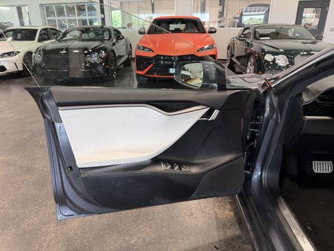 Used 2018 Tesla Model S P100D AWD/4WD image 9