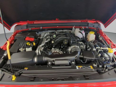 Used 2024 Jeep Gladiator Sport AWD/4WD image 26