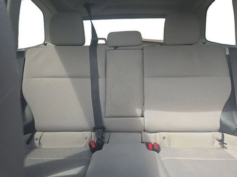 Used 2015 Subaru Forester 2.5i Premium w/ All-Weather Package AWD/4WD image 13