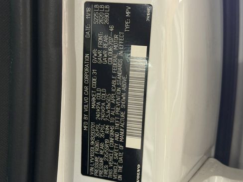 Used 2019 Volvo XC60 T5 Inscription w/ Protection Package Premier image 18